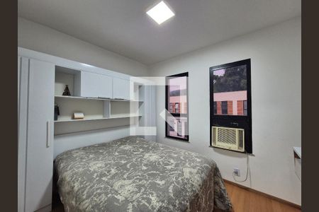 Casa de Condomínio à venda com 2 quartos, 65m² em Vargem Grande, Rio de Janeiro