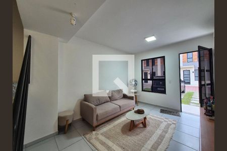 Casa de Condomínio à venda com 2 quartos, 65m² em Vargem Grande, Rio de Janeiro