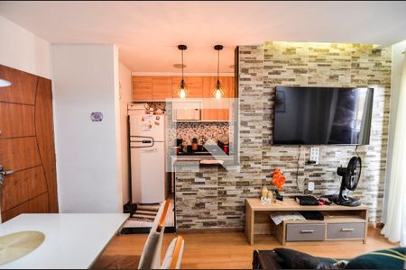 Sala de apartamento à venda com 2 quartos, 46m² em Imperial de São Cristóvão, Rio de Janeiro