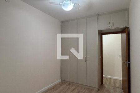 Quarto  de apartamento para alugar com 2 quartos, 82m² em Boqueirão, Santos