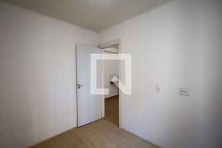 Quarto 1 de apartamento para alugar com 2 quartos, 34m² em Jardim Sabara, São Paulo