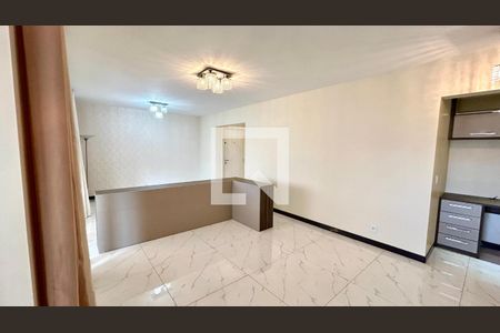 Sala de apartamento para alugar com 3 quartos, 137m² em Vila Rosalia, Guarulhos
