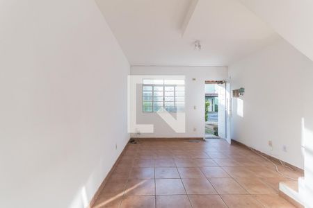 Sala de casa de condomínio para alugar com 2 quartos, 70m² em Jardim Bela Vista, Mogi das Cruzes