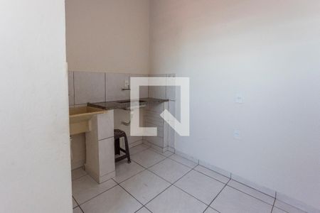 Cozinha de casa para alugar com 1 quarto, 31m² em Campininha, São Paulo