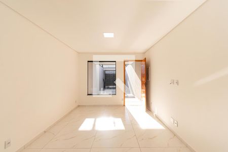 Sala de casa à venda com 3 quartos, 92m² em Vila Olinda, São Paulo