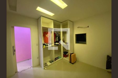 Casa à venda com 5 quartos, 520m² em Campo Grande, Rio de Janeiro