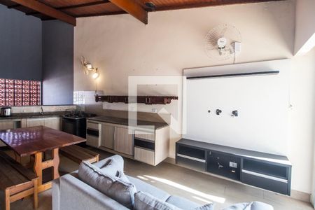 Sala de casa para alugar com 2 quartos, 110m² em Jardim Silveira, Barueri