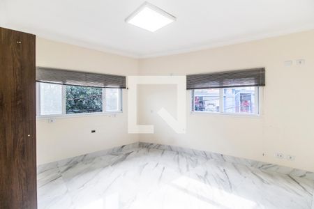 Quarto de casa para alugar com 1 quarto, 50m² em Jardim Silveira, Barueri