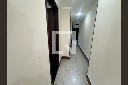 Corredor de casa para alugar com 3 quartos, 94m² em Esplanada dos Barreiros, São Vicente