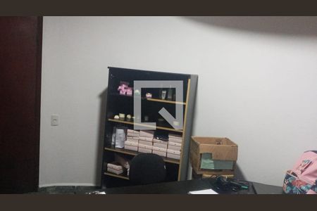 Casa à venda com 4 quartos, 300m² em Jardim Maia, Guarulhos