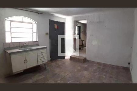 Casa à venda com 5 quartos, 187m² em Vila Scarpelli, Santo André