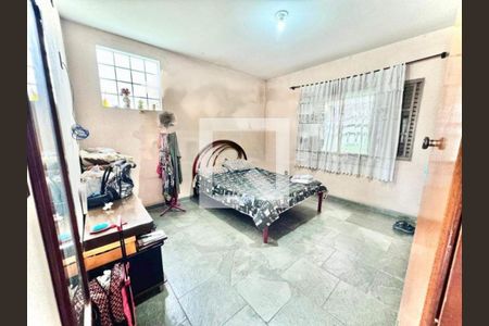 Casa à venda com 4 quartos, 300m² em Vila Junqueira, Santo André