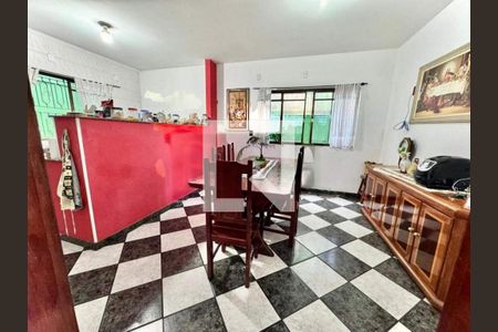 Casa à venda com 4 quartos, 300m² em Vila Junqueira, Santo André