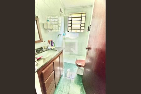 Casa à venda com 4 quartos, 300m² em Vila Junqueira, Santo André