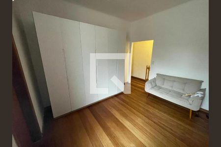 Casa à venda com 3 quartos, 236m² em Humaitá, Rio de Janeiro