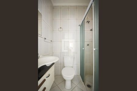 Banheiro de kitnet/studio para alugar com 1 quarto, 44m² em Vila Boacava, São Paulo