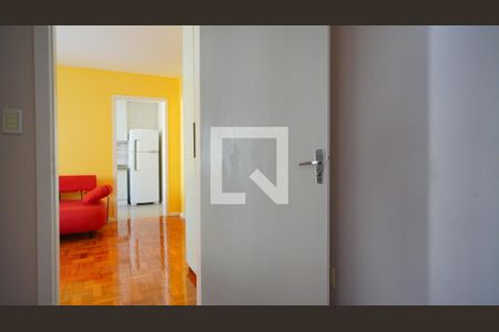 Hall do corredor  de apartamento para alugar com 1 quarto, 50m² em Cristo Redentor, Porto Alegre