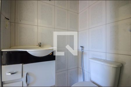 Banheiro de kitnet/studio para alugar com 1 quarto, 44m² em Vila Boacava, São Paulo