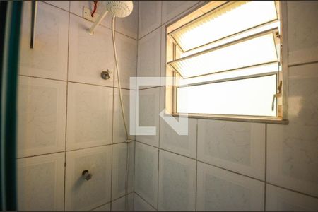 Banheiro de kitnet/studio para alugar com 1 quarto, 44m² em Vila Boacava, São Paulo