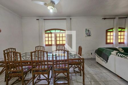 Casa para alugar com 5 quartos, 350m² em Jardim Virginia, Guarujá