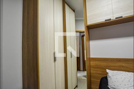 Quarto 2 de apartamento à venda com 2 quartos, 46m² em Jardim Alvorada, Santo André