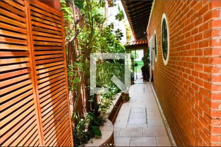 Casa à venda com 4 quartos, 339m² em Jardim Sao Caetano, São Caetano do Sul