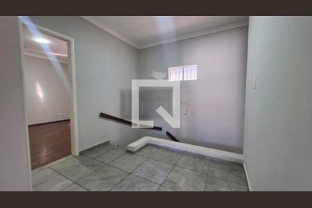 Casa à venda com 3 quartos, 270m² em Santa Maria, São Caetano do Sul
