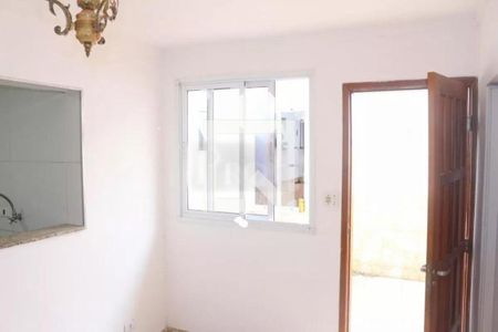 Casa à venda com 3 quartos, 160m² em Nova Gerti, São Caetano do Sul