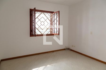 Quarto 1  de casa para alugar com 3 quartos, 110m² em Jardim Paraventi, Guarulhos