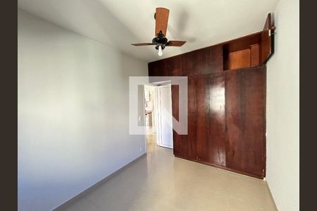 Quarto 1 de apartamento para alugar com 2 quartos, 42m² em Quintino Bocaiúva, Rio de Janeiro