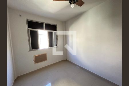 Quarto 1 de apartamento para alugar com 2 quartos, 42m² em Quintino Bocaiúva, Rio de Janeiro
