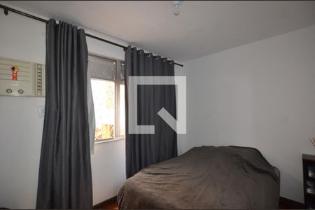 Quarto 1 de apartamento para alugar com 2 quartos, 56m² em Praça Seca, Rio de Janeiro