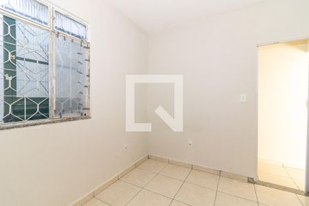 Quarto de casa para alugar com 1 quarto, 45m² em Magalhães Bastos, Rio de Janeiro