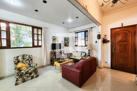 Sala  de casa à venda com 7 quartos, 236m² em Grajaú, Rio de Janeiro