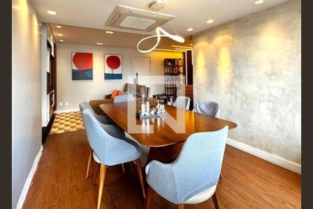 Apartamento à venda com 3 quartos, 129m² em Vila Anastácio, São Paulo
