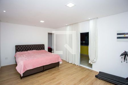 Quarto Suíte de casa à venda com 3 quartos, 380m² em Casa Grande, Diadema