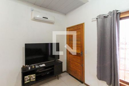 Sala de casa para alugar com 2 quartos, 70m² em Guajuviras, Canoas