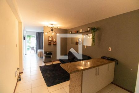 Apartamento à venda com 1 quarto, 69m² em Itaipu, Niterói