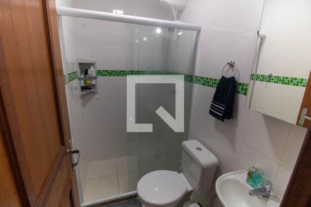 Banheiro de apartamento à venda com 1 quarto, 69m² em Itaipu, Niterói