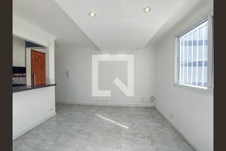 Sala de apartamento à venda com 2 quartos, 45m² em Jardim São Luís, São Paulo