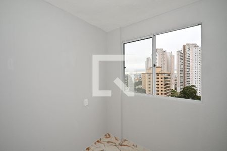 Quarto 2 de apartamento para alugar com 2 quartos, 32m² em Vila Suzana, São Paulo