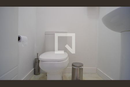 Lavabo da sala  de apartamento para alugar com 1 quarto, 58m² em Bela Vista, Porto Alegre