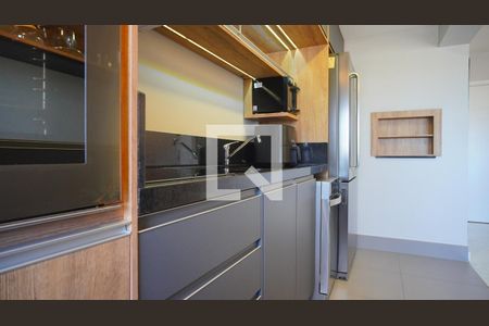 Cozinha e churrasqueira  de apartamento para alugar com 1 quarto, 58m² em Bela Vista, Porto Alegre