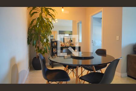 Sala  de apartamento para alugar com 1 quarto, 58m² em Bela Vista, Porto Alegre