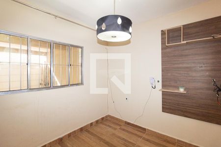 Sala de casa para alugar com 3 quartos, 115m² em Vila da Oportunidade, Carapicuíba