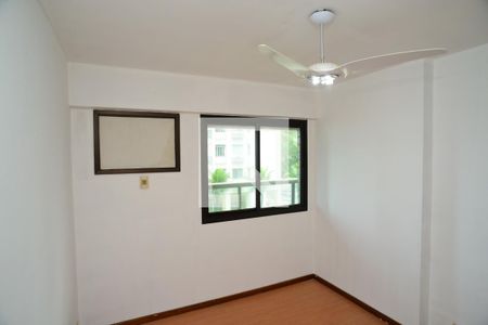 Quarto 1 de apartamento para alugar com 4 quartos, 139m² em Barra da Tijuca, Rio de Janeiro