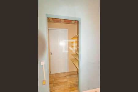 Corredor de casa à venda com 2 quartos, 108m² em Harmonia, Canoas