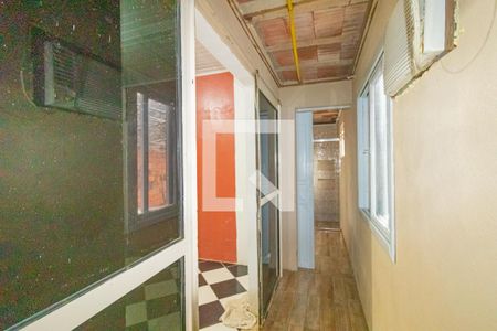 Corredor de casa à venda com 2 quartos, 108m² em Harmonia, Canoas