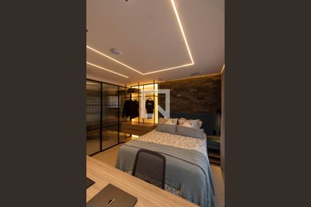 QUARTO de apartamento à venda com 1 quarto, 40m² em Cambuí, Campinas