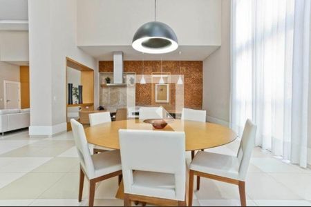 Apartamento à venda com 3 quartos, 160m² em Sumaré, São Paulo